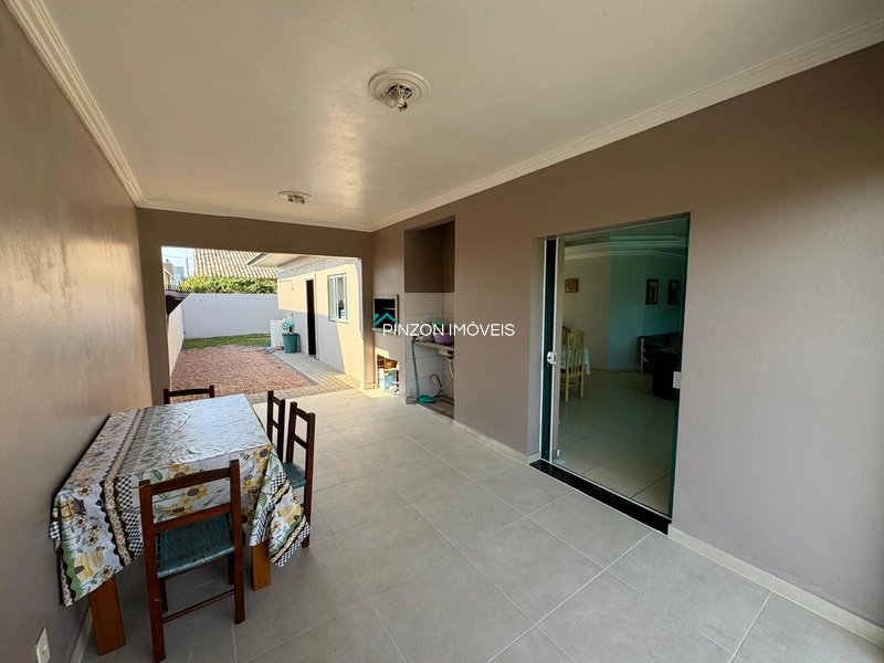 Casa a 250m da praia.: 8ª foto da galeria de imagens do imóvel