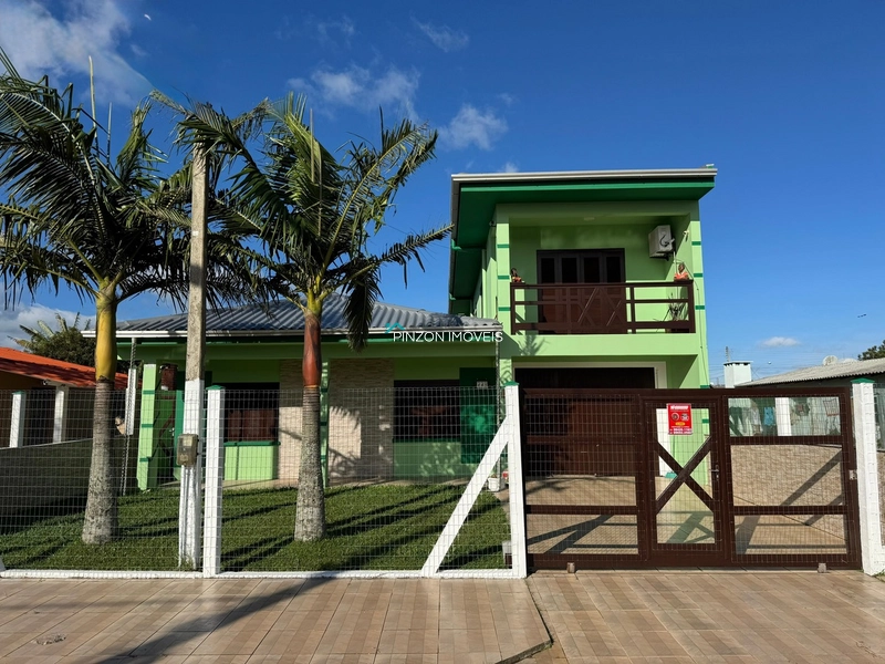 Sobrado em ótima localização com 02 terrenos.: 2ª foto da galeria de imagens do imóvel
