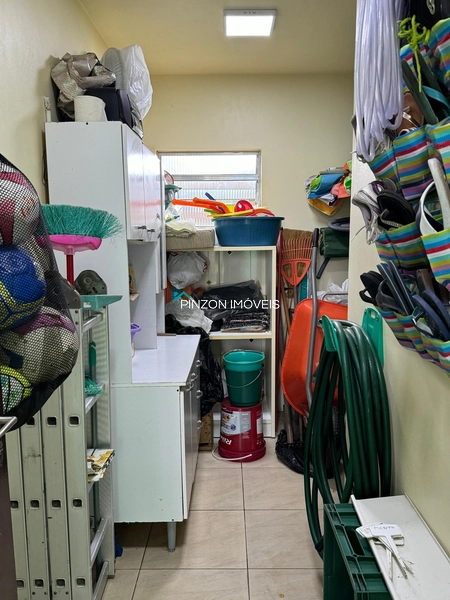 Sobrado em ótima localização com 02 terrenos.: 19ª foto da galeria de imagens do imóvel