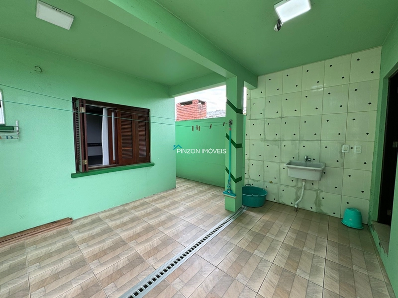 Sobrado em ótima localização com 02 terrenos.: 30ª foto da galeria de imagens do imóvel