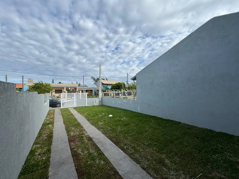 SOBRADOS COM PISCINA: 4ª foto da galeria de imagens do imóvel