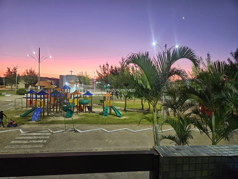 APARTAMENTO MOBILIADO DE 01 DORMITÓRIO A 02 QUADRAS DO MAR EM RAINHA DO MAR: 4ª foto da galeria de imagens do imóvel