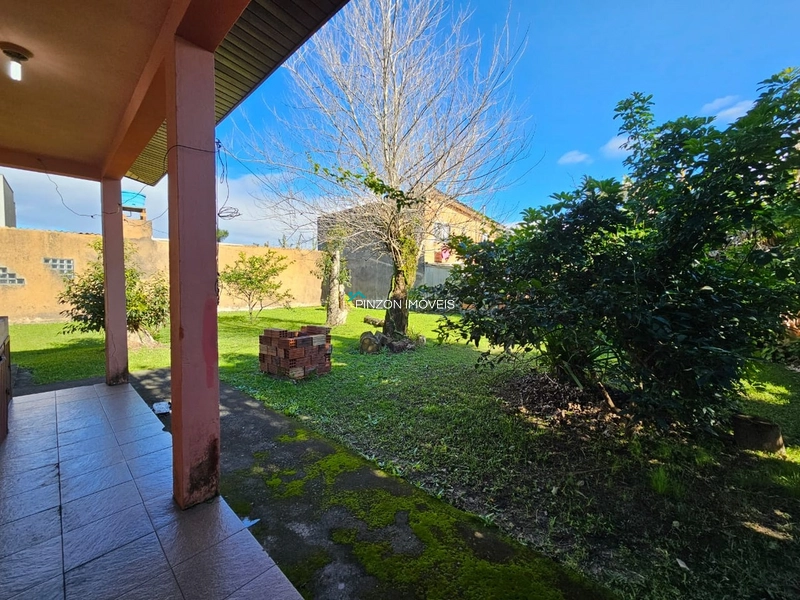 CASA NO CENTRO DE ARROIO DO SAL A 350 METROS DO MAR: 14ª foto da galeria de imagens do imóvel