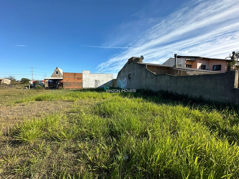 Terreno na Av. Paraguassu: 1ª foto da galeria de imagens do imóvel