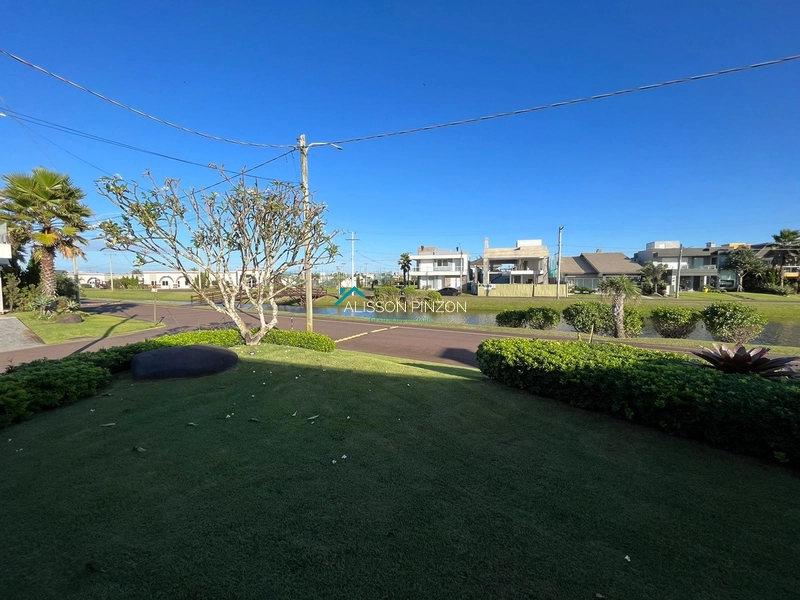 Casa de luxo em condomínio beira mar Atlântico Villas Club.: 4ª foto da galeria de imagens do imóvel