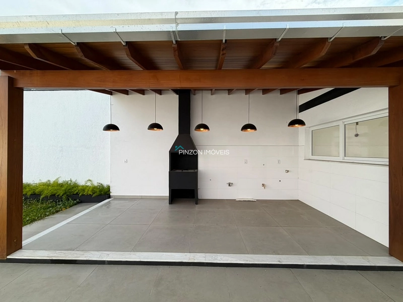 CASA NOVA COM PISCINA A 650 METROS DO MAR: 18ª foto da galeria de imagens do imóvel