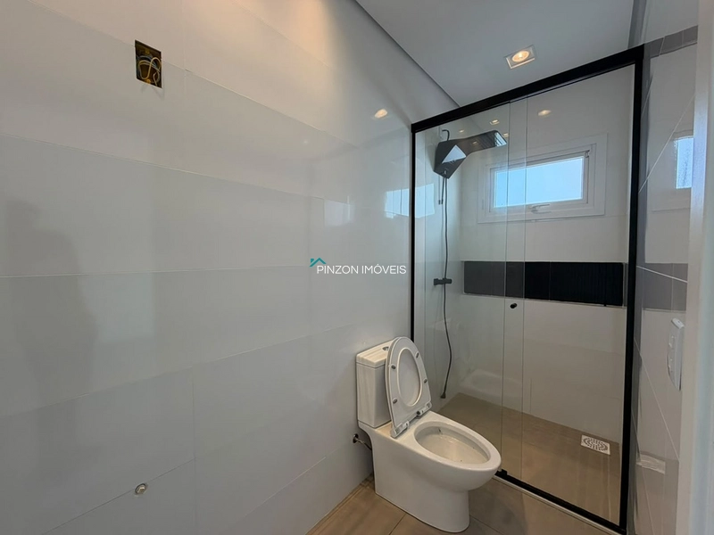 CASA NOVA COM PISCINA A 650 METROS DO MAR: 14ª foto da galeria de imagens do imóvel