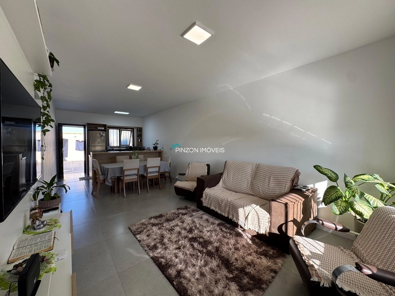 CASA COM PISCINA EM ATLÂNTIDA SUL: 13ª foto da galeria de imagens do imóvel