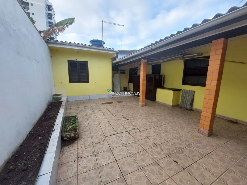 Casa com excelente localização e forte potencial comercial em Arroio do Sal!: 5ª foto da galeria de imagens do imóvel