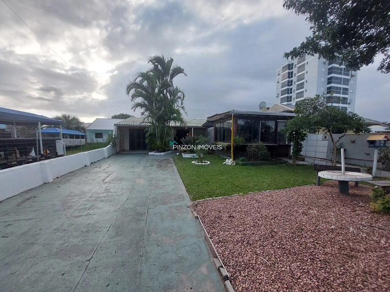 Casa com excelente localização e forte potencial comercial em Arroio do Sal!: 3ª foto da galeria de imagens do imóvel