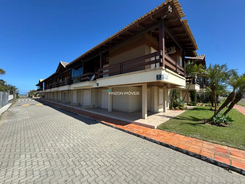 DUPLEX PRÓXIMO DA PRAIA EM XANGRI-LÁ.: 1ª foto da galeria de imagens do imóvel