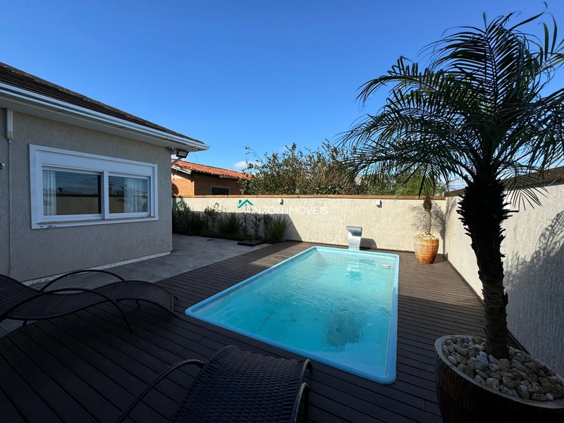 CASA COM PISCINA A 450M DA PRAIA: 9ª foto da galeria de imagens do imóvel