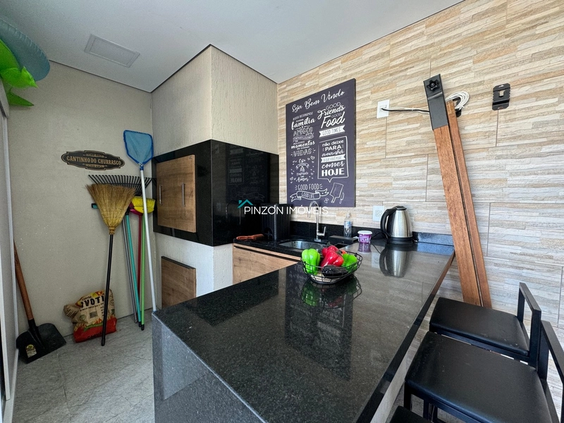 CASA COM PISCINA A 450M DA PRAIA: 13ª foto da galeria de imagens do imóvel