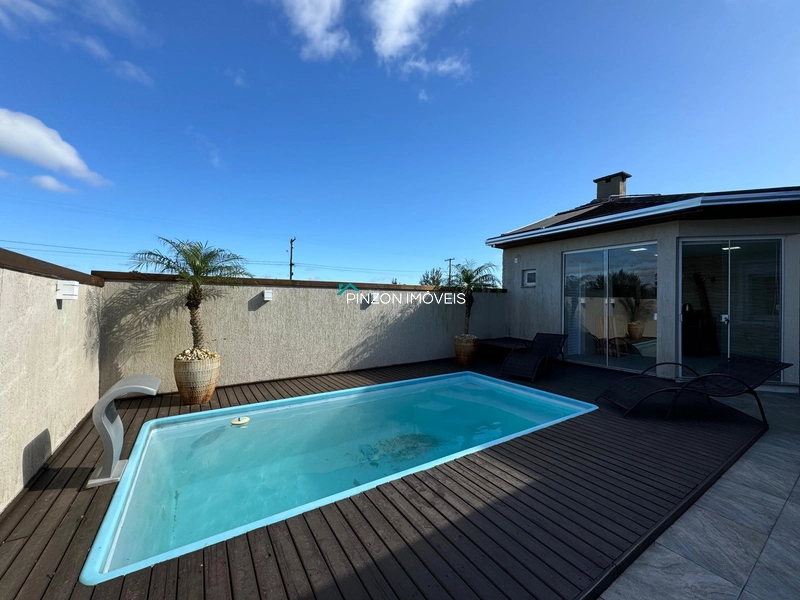 CASA COM PISCINA A 450M DA PRAIA: 10ª foto da galeria de imagens do imóvel