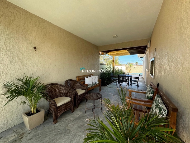 CASA COM PISCINA A 450M DA PRAIA: 20ª foto da galeria de imagens do imóvel