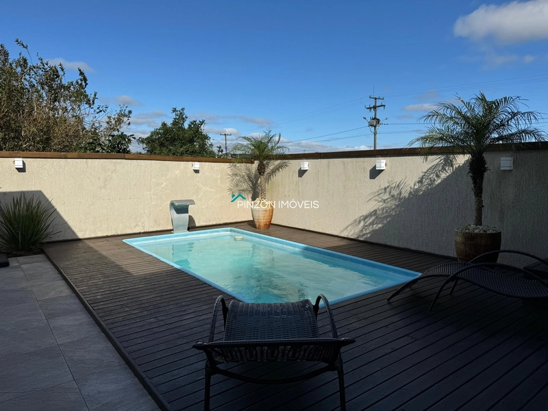 CASA COM PISCINA A 450M DA PRAIA: 7ª foto da galeria de imagens do imóvel