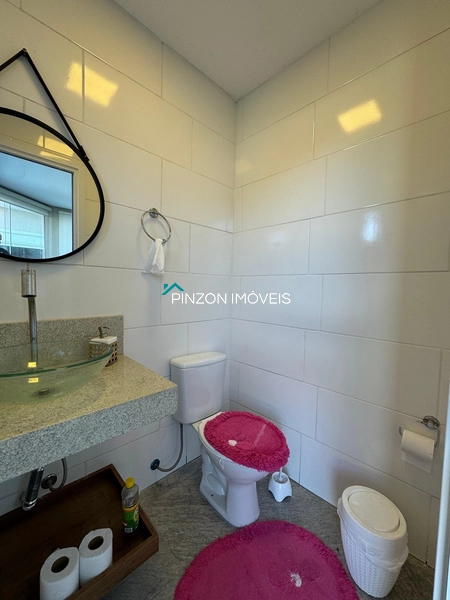 CASA COM PISCINA A 450M DA PRAIA: 14ª foto da galeria de imagens do imóvel