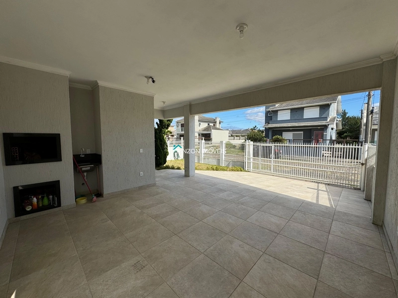 CASA DE ALTO PADRÃO A 50M DA PRAIA: 8ª foto da galeria de imagens do imóvel