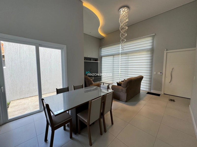 CASA DE ALTO PADRÃO A 50M DA PRAIA: 4ª foto da galeria de imagens do imóvel