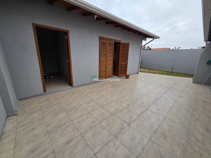CASA A 50 METROS DO MAR RECÉM REFORMADA: 21ª foto da galeria de imagens do imóvel