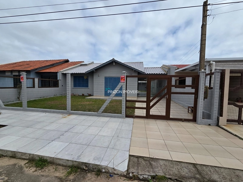 CASA A 50 METROS DO MAR RECÉM REFORMADA: 2ª foto da galeria de imagens do imóvel