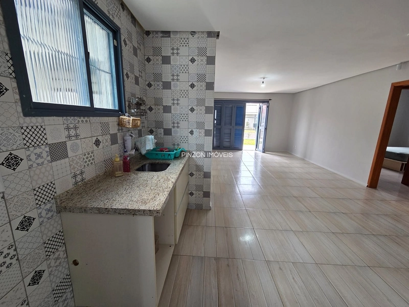 CASA A 50 METROS DO MAR RECÉM REFORMADA: 8ª foto da galeria de imagens do imóvel