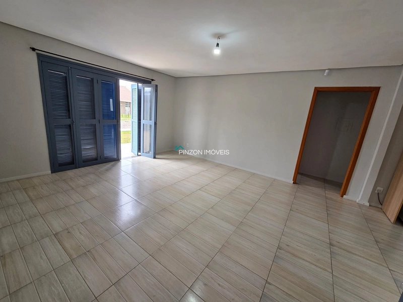 CASA A 50 METROS DO MAR RECÉM REFORMADA: 4ª foto da galeria de imagens do imóvel