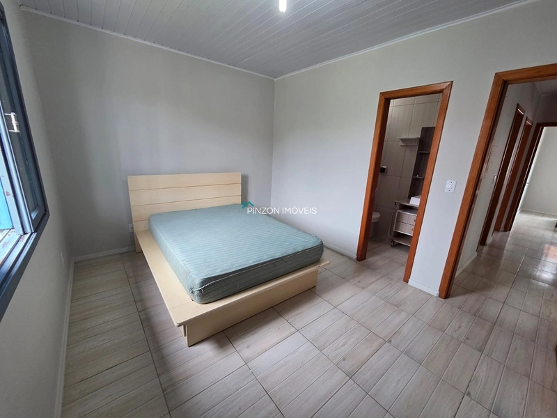 CASA A 50 METROS DO MAR RECÉM REFORMADA: 12ª foto da galeria de imagens do imóvel