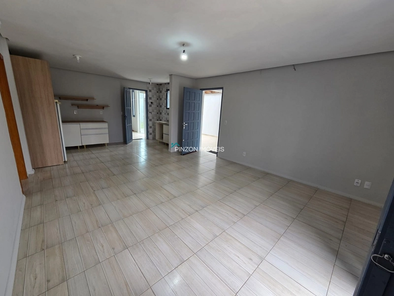 CASA A 50 METROS DO MAR RECÉM REFORMADA: 6ª foto da galeria de imagens do imóvel