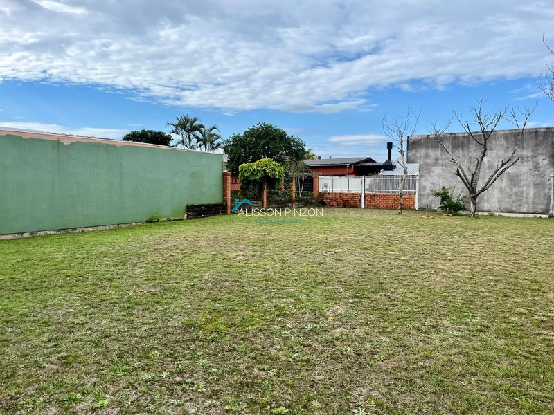 Terreno no Centro de Atlântida Sul.: 3ª foto da galeria de imagens do imóvel