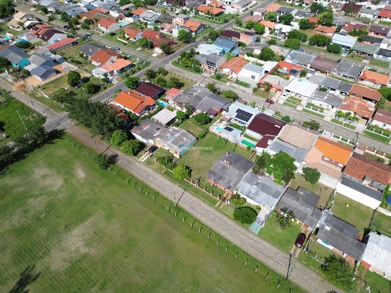 Terreno no Centro de Atlântida Sul.: 2ª foto da galeria de imagens do imóvel