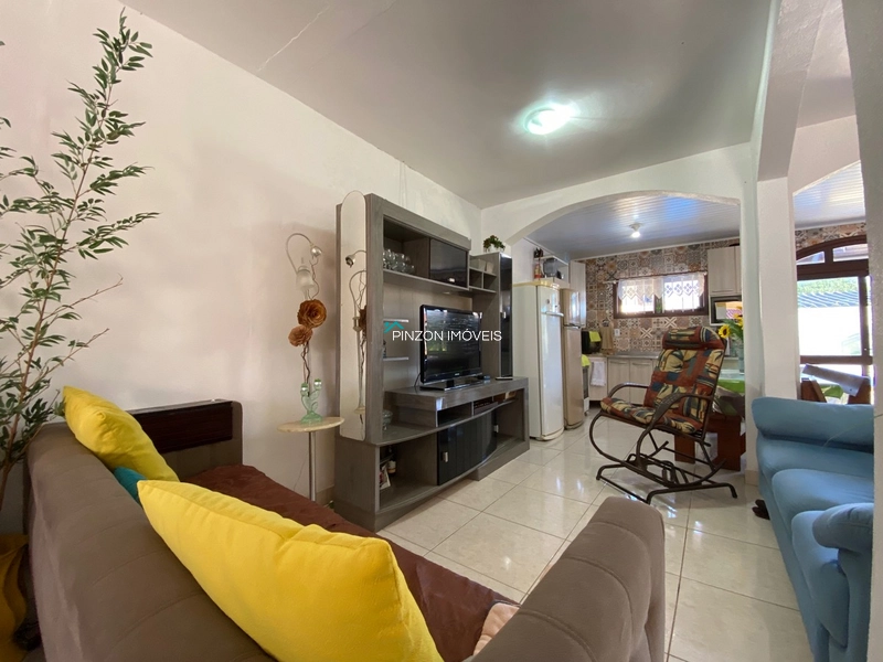 CASA COM PISCINA: 15ª foto da galeria de imagens do imóvel