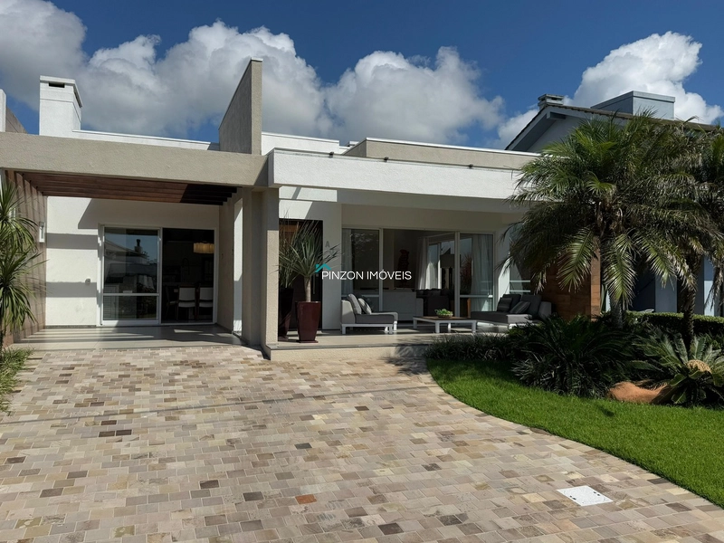CASA EM CONDOMÍNIO BEIRA MAR.: 1ª foto da galeria de imagens do imóvel
