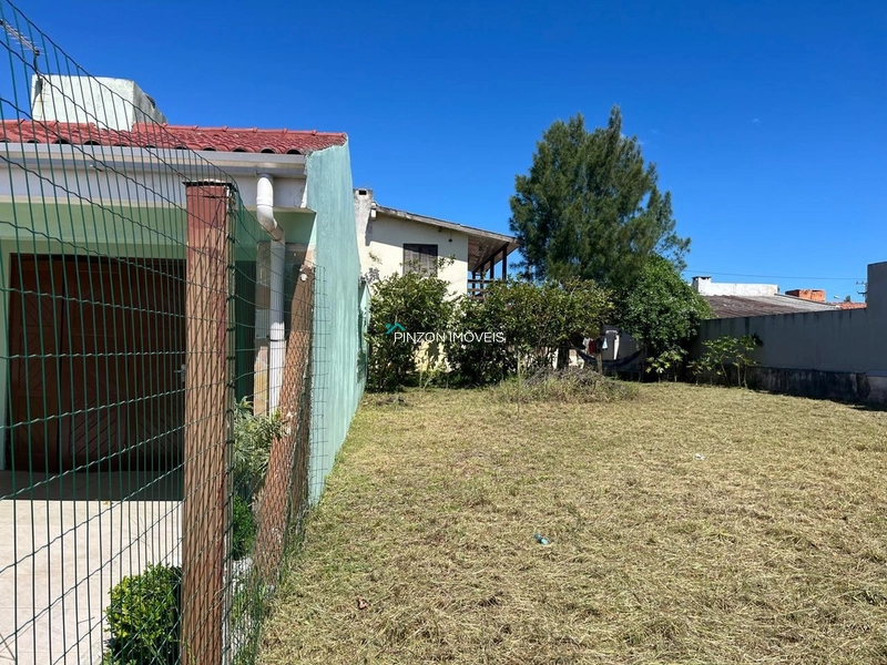 Terreno a 100m do mar.: 1ª foto da galeria de imagens do imóvel