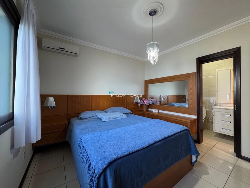PROPRIEDADE COM 2 TERRENOS A UMA QUADRA DO MAR: 16ª foto da galeria de imagens do imóvel