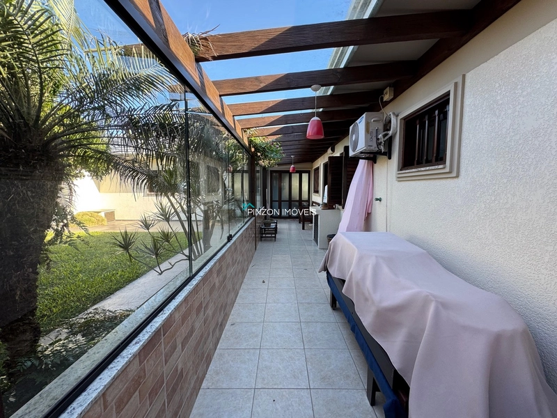 PROPRIEDADE COM 2 TERRENOS A UMA QUADRA DO MAR: 50ª foto da galeria de imagens do imóvel