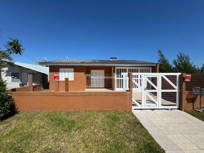CASA À VENDA: 1ª foto da galeria de imagens do imóvel