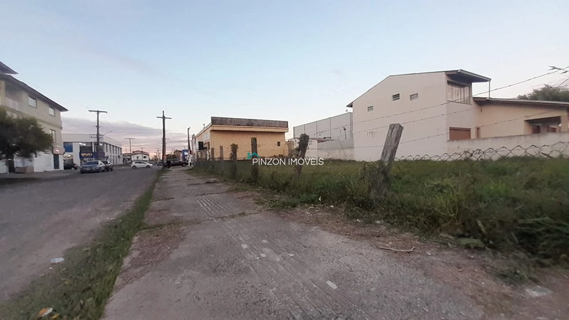 TERRENO DE ESQUINA NO CENTRO DE ARROIO DO SAL: 4ª foto da galeria de imagens do imóvel