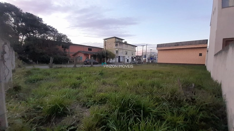 TERRENO DE ESQUINA NO CENTRO DE ARROIO DO SAL: 3ª foto da galeria de imagens do imóvel