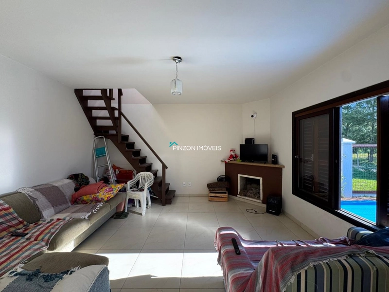 CASA PRÓXIMA DA PRAIA: 9ª foto da galeria de imagens do imóvel