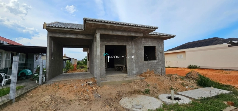 Casa com piscina em construção!: 3ª foto da galeria de imagens do imóvel