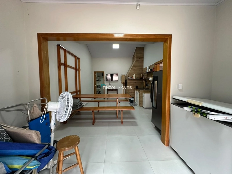 CASA A 300M DA PRAIA EM ATLANTIDA SUL : 3ª foto da galeria de imagens do imóvel