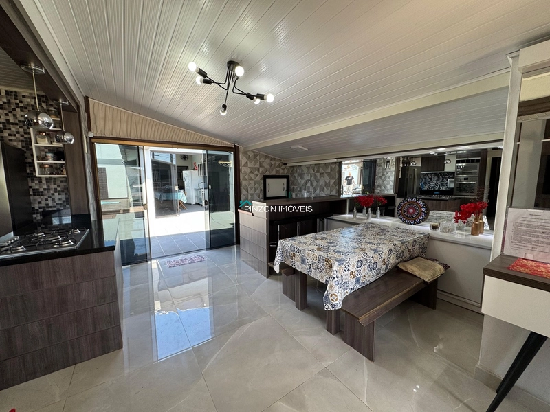 Casa com piscina em Atlântida Sul: 20ª foto da galeria de imagens do imóvel