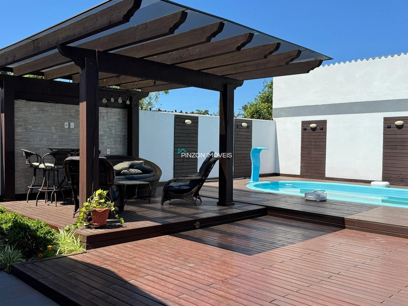 Casa com piscina em Atlântida Sul: 14ª foto da galeria de imagens do imóvel