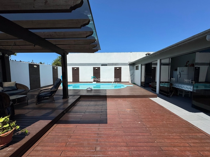 Casa com piscina em Atlântida Sul: 15ª foto da galeria de imagens do imóvel