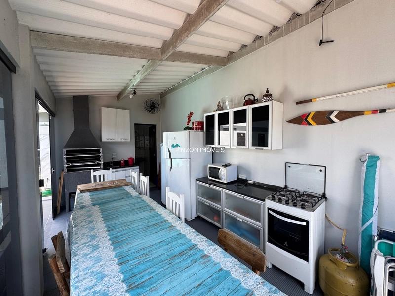 Casa com piscina em Atlântida Sul: 11ª foto da galeria de imagens do imóvel