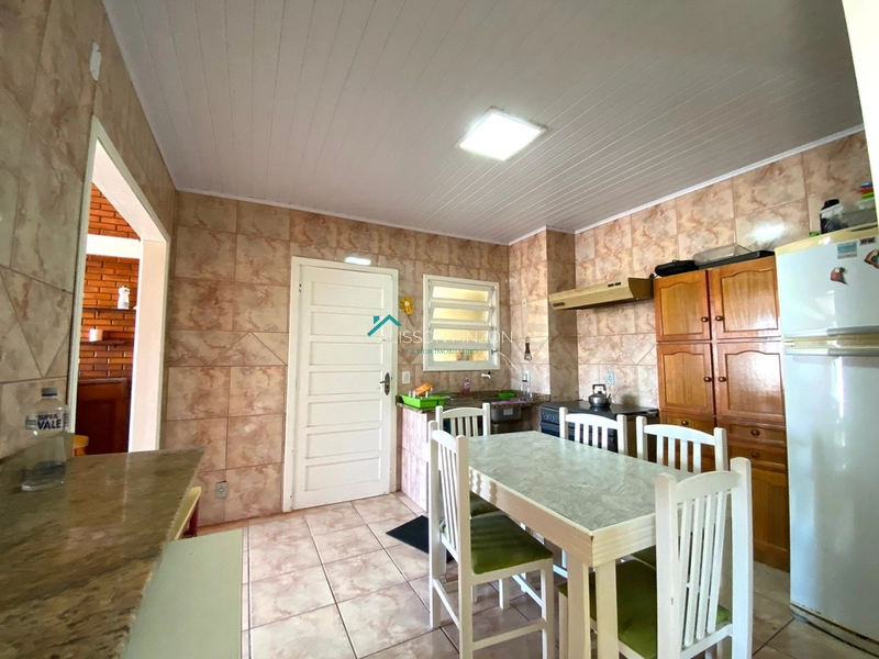 CASA COM PISCINA NA BEIRA MAR: 19ª foto da galeria de imagens do imóvel