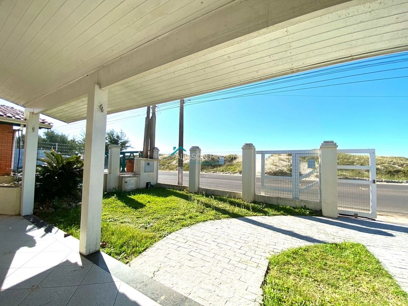 CASA COM PISCINA NA BEIRA MAR: 22ª foto da galeria de imagens do imóvel