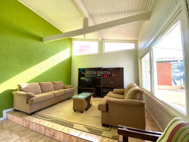 CASA COM PISCINA NA BEIRA MAR: 2ª foto da galeria de imagens do imóvel