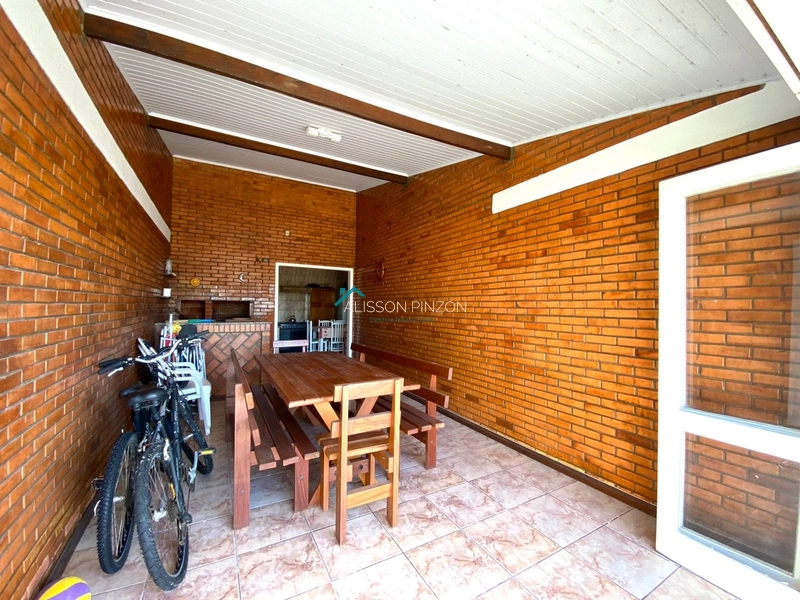 CASA COM PISCINA NA BEIRA MAR: 8ª foto da galeria de imagens do imóvel